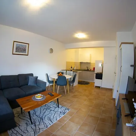 شقة Apartman Una تريبينيي
