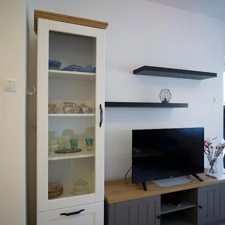 Apartman Una تريبينيي